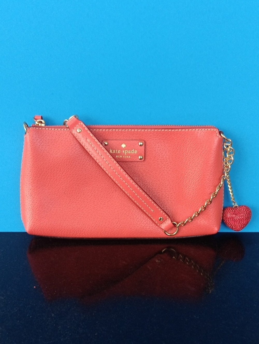 kate spade coral leather wristlet with heart charm Size10.5×6×1